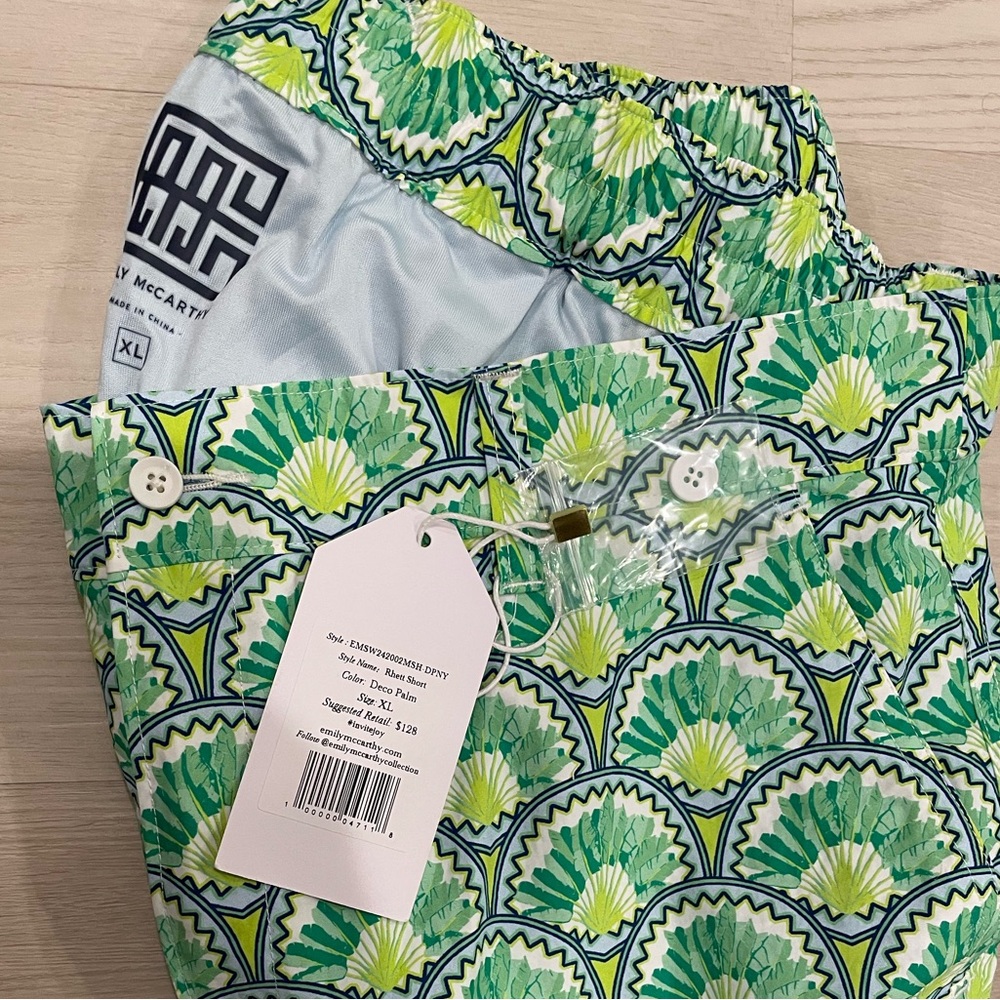 Emily McCarthy Men’s Rhett Short in Deco Palm NWT XL Sold Out